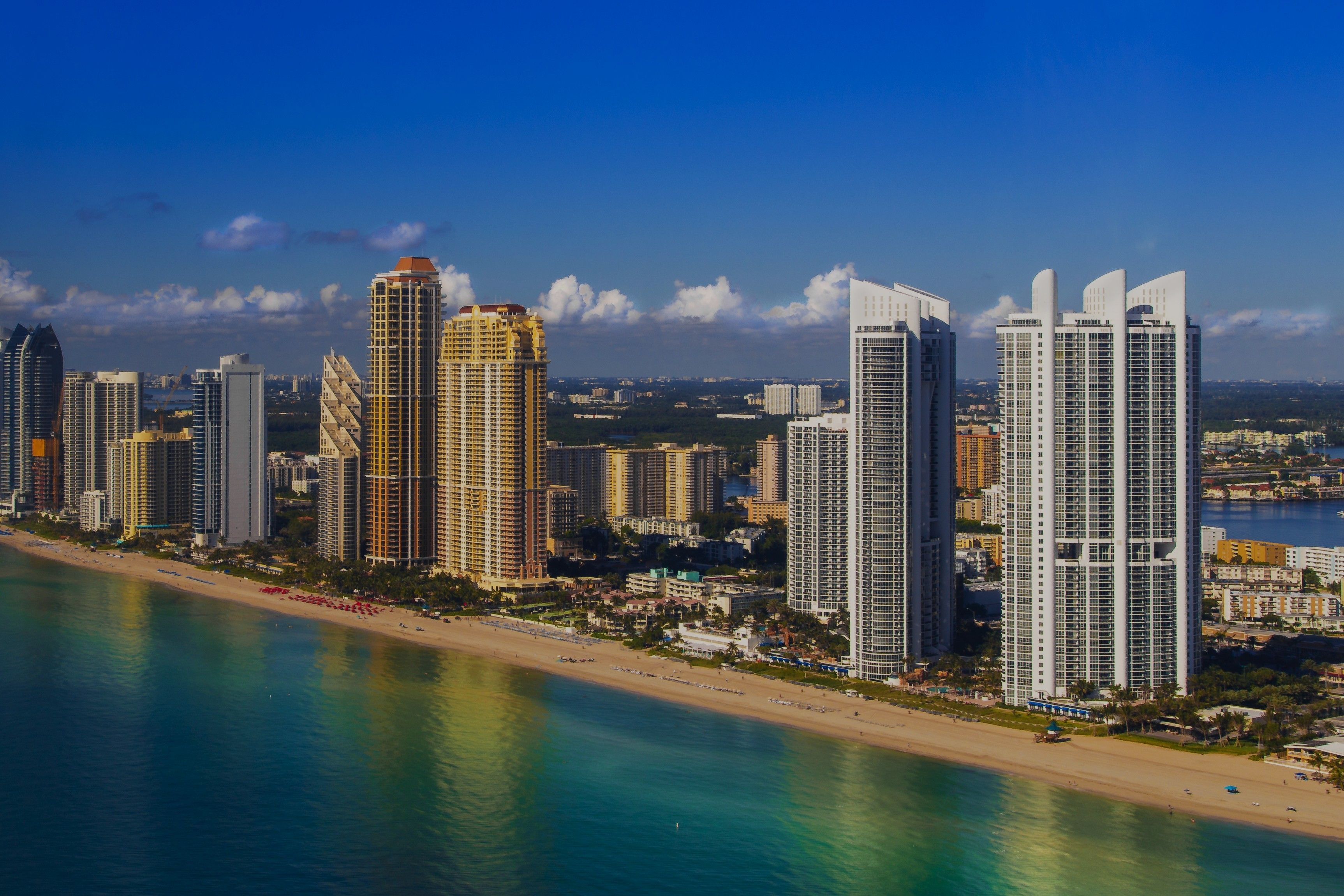 Young Israel Of Sunny Isles - Skyline Aerial picture